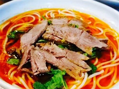 遵义人喜欢吃的羊肉粉-虾子羊肉粉加盟